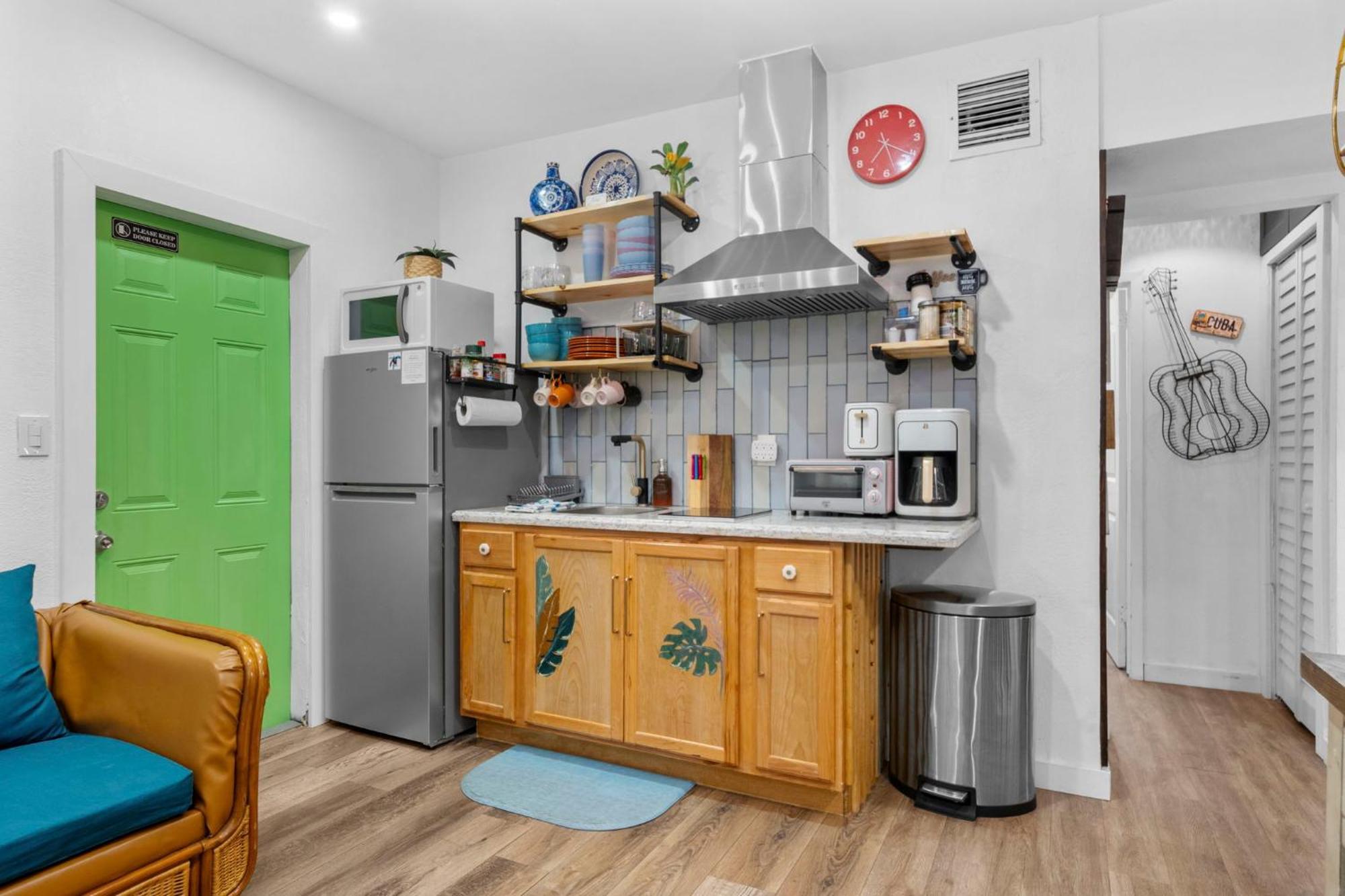 Stunning Little Havana Suites Close To Airport, Calle Ocho, Brickell, Wynwood And The Beaches - Free Parking Miami Zewnętrze zdjęcie